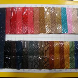长常高光小蛇纹PVC   手袋革,箱包革,厚度0.8mm
